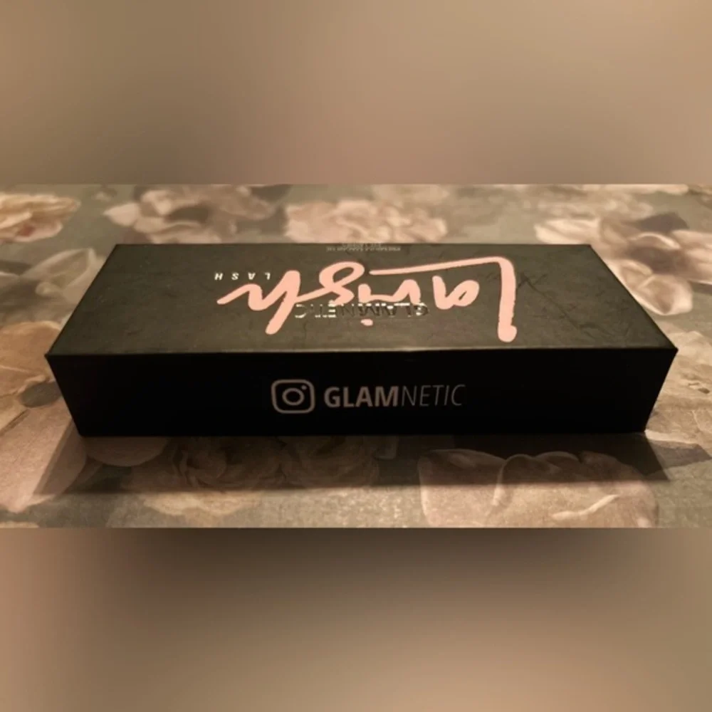 Brand new, Glamnetic magnetic false lashes in style Lavish